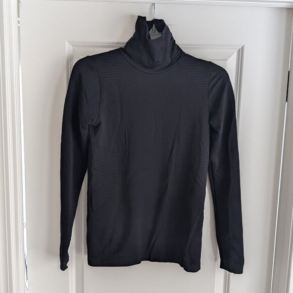Athleta Flurry Blizzard Seamless Turtleneck, Black, Small - Picture 4 of 9